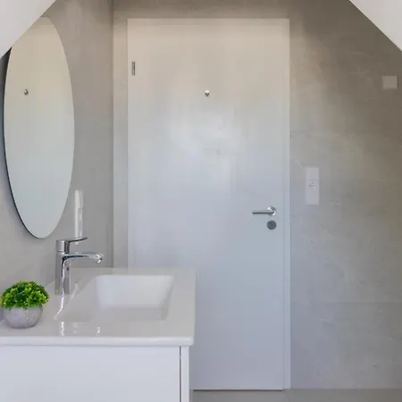 Grand Rue 1 Bedroom Apartment