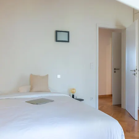 Apartament Grand Rue By Rentaroo *