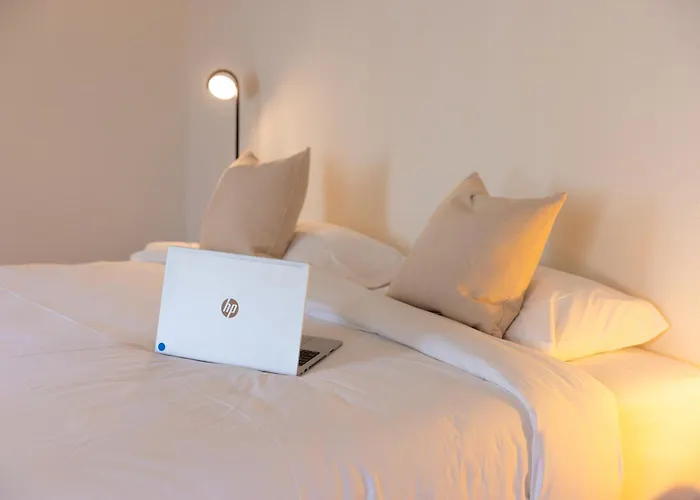 Grand Rue By Rentaroo *